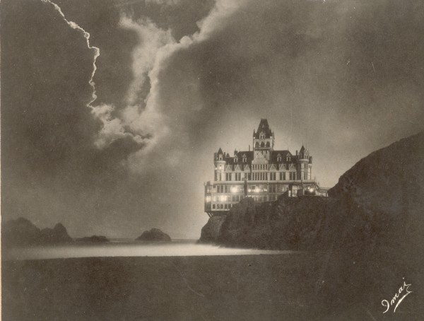 The Cliff House | Picture This